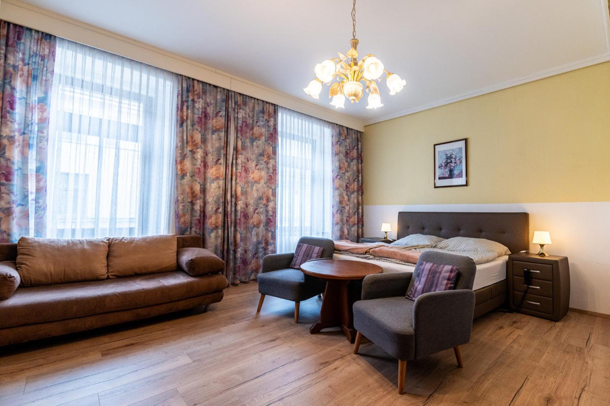 Hotel Alter Telegraf Грац Екстериор снимка